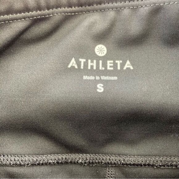 Athleta Moonlight Precision Mesh Floral Camo 7/8 Leggings - Picture 8 of 11